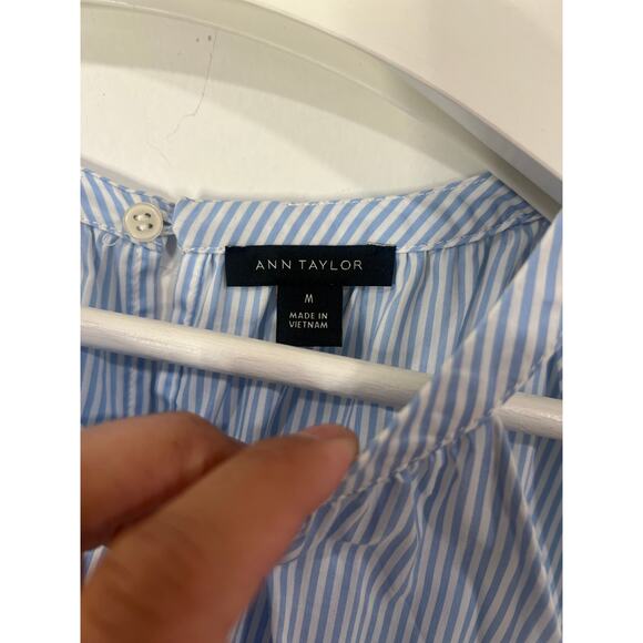 AnnTaylor Cold Shoulder Striped Blouse Eyelet detail Preppy Medium - Picture 7 of 8